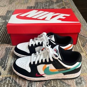 Women’s Nike Dunk Low